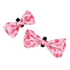 Love & Kisses Bow Tie